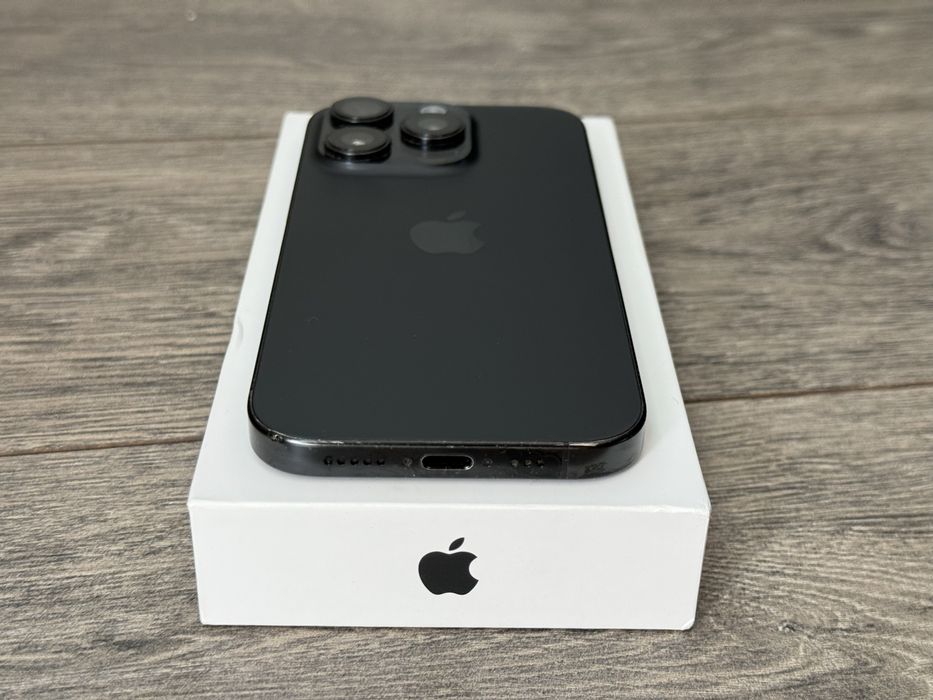 iPhone 16 Pro ,256 gb ,Neverlocked ,full box