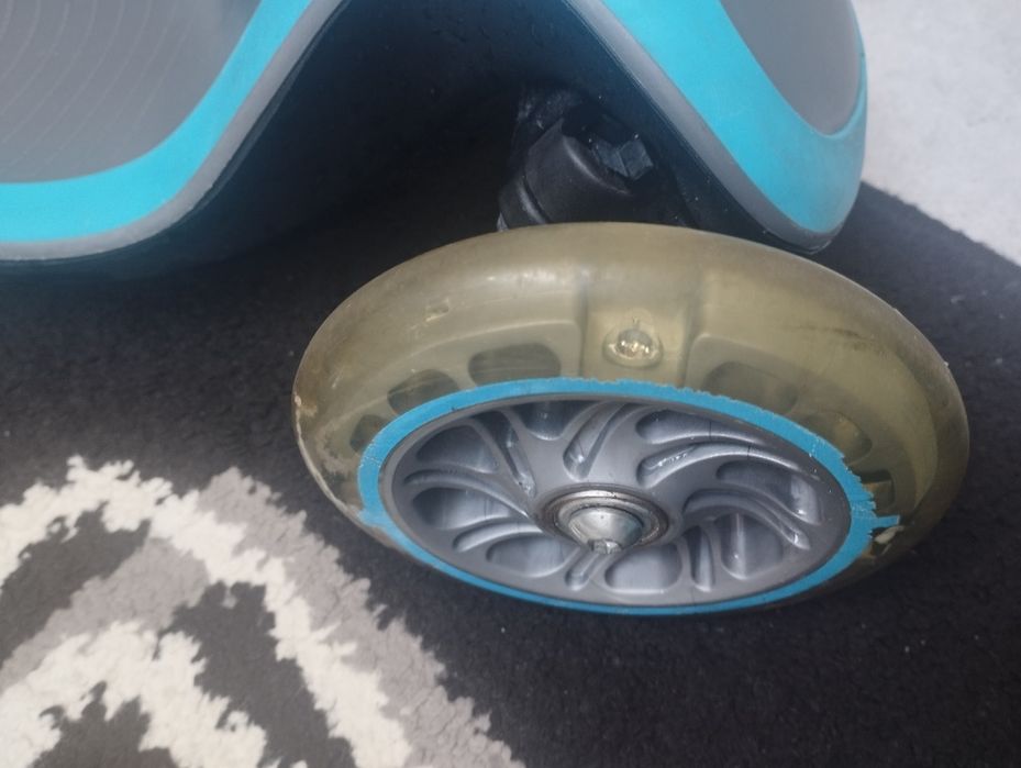 Trotinetă GLOBBER PREMIUM cu lumini Copii