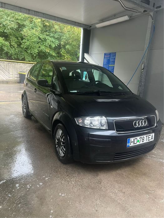 AUDI A2