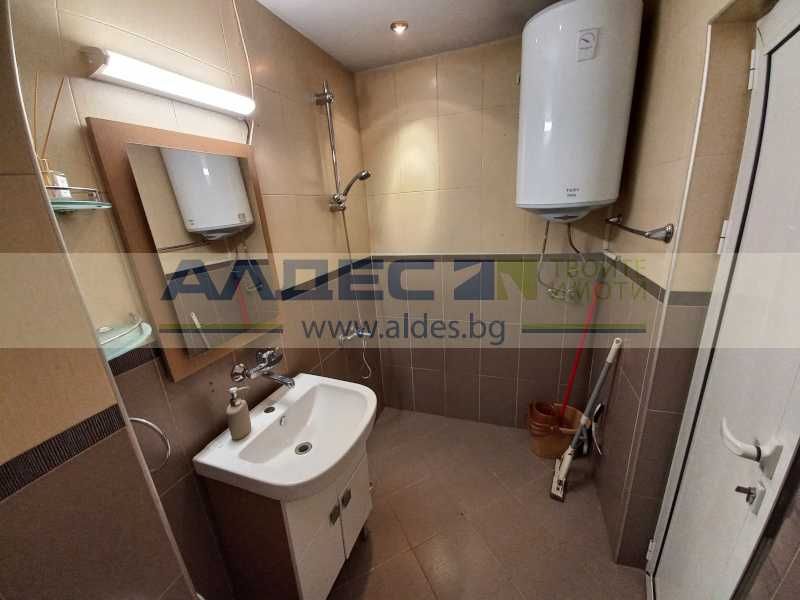 Дава се под наем Тристаен апартамент в София, Надежда 2 - 81 кв.м за 561 € - Снимка #14