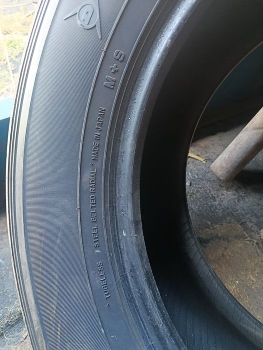 Продам шины R18 285/60