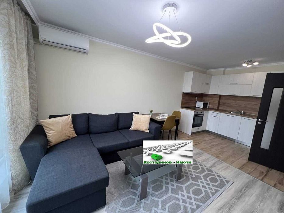 Дава се под наем Двустаен апартамент в Пловдив, Христо Смирненски - 65 кв.м за 550 € - Снимка #1