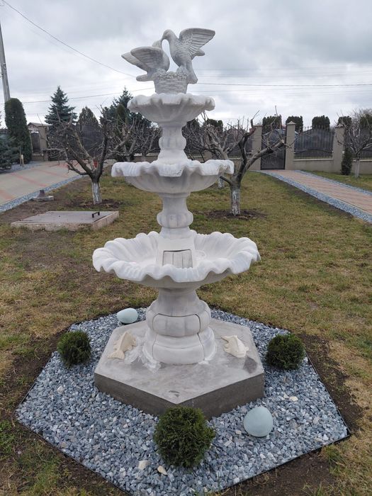 Fantana artezina fara bazin dar si cu bazin la un super pret .