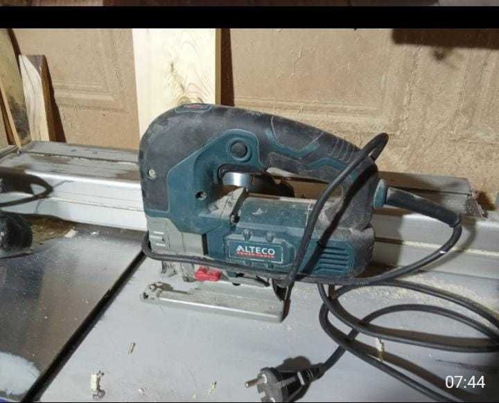 Продам инструмент для столярных работ