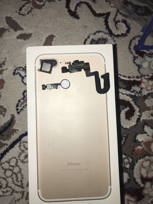 Два Iphone 7 plus