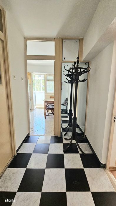 Vanzare garsoniera spatioasa 13 Septembrie Panduri