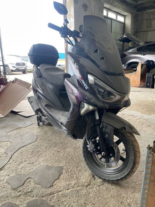 Продам мопед макси 49 кубов