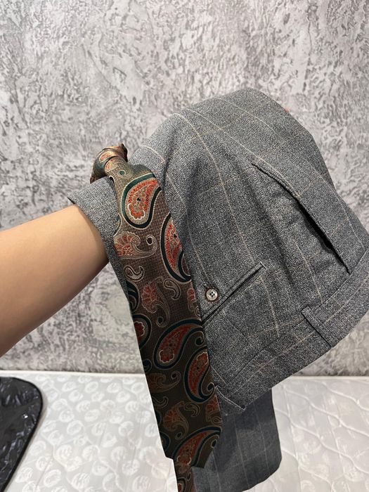 Продам костюм, тройка