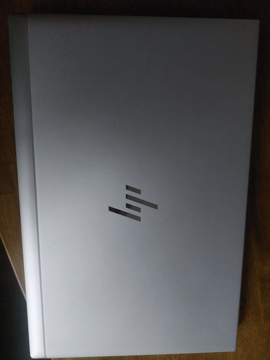 HP EliteBook 830 G8