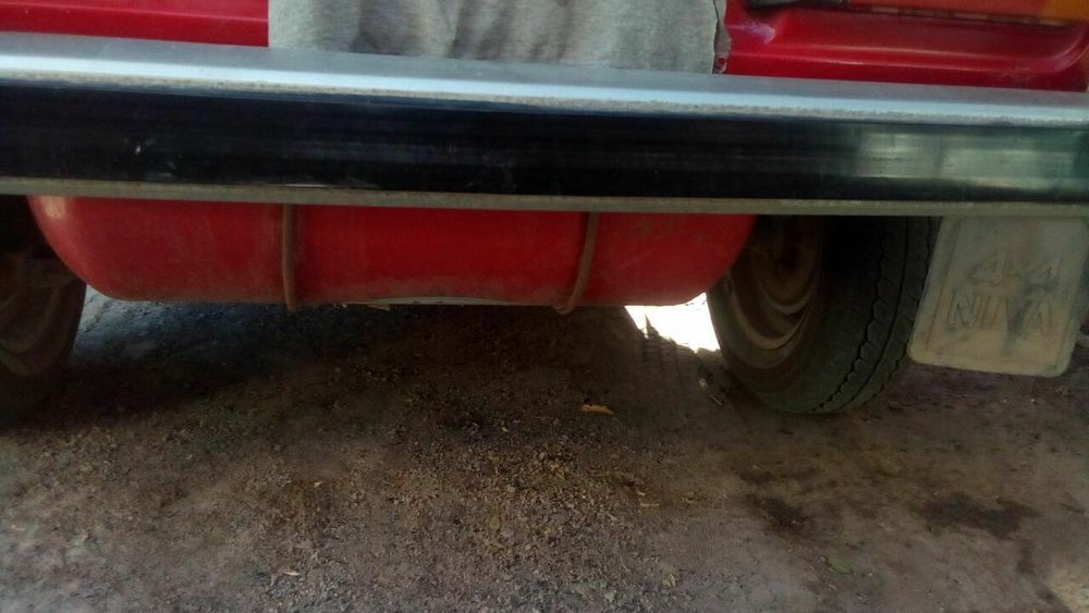 Нива сатылады Состояние  хорошее балонлар таза документ сазан метан га