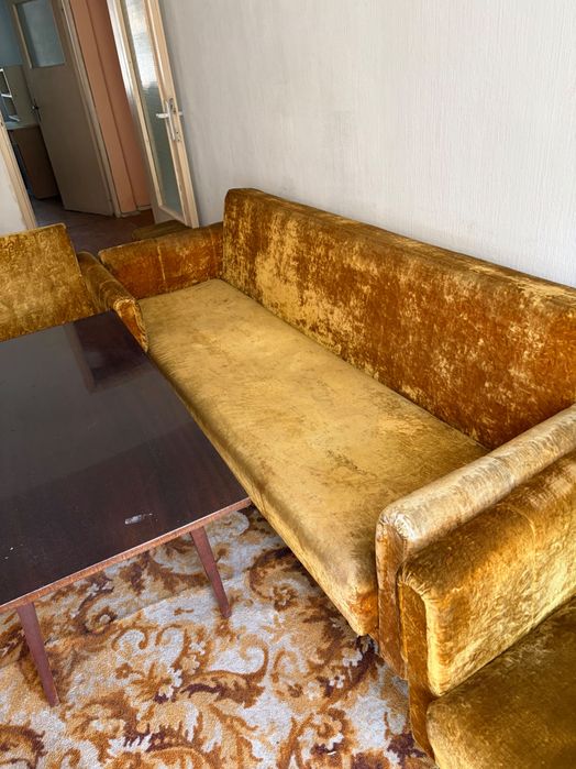 Подарявам стари мебели с транспорт на получателя