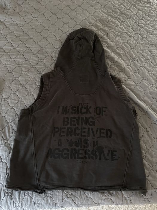 Luda limited edition ( L )