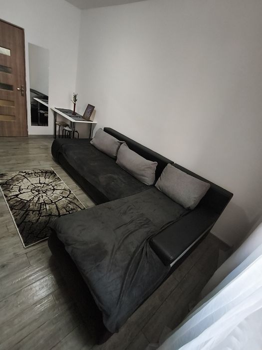 Închiriez camera camin stil garsoniera