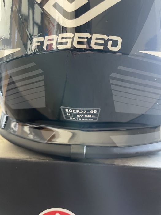 Мото шлем для эндуро