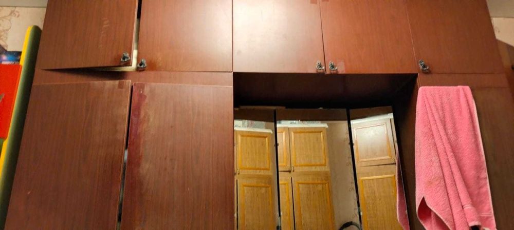 СРОЧНО Продам шкаф недорого