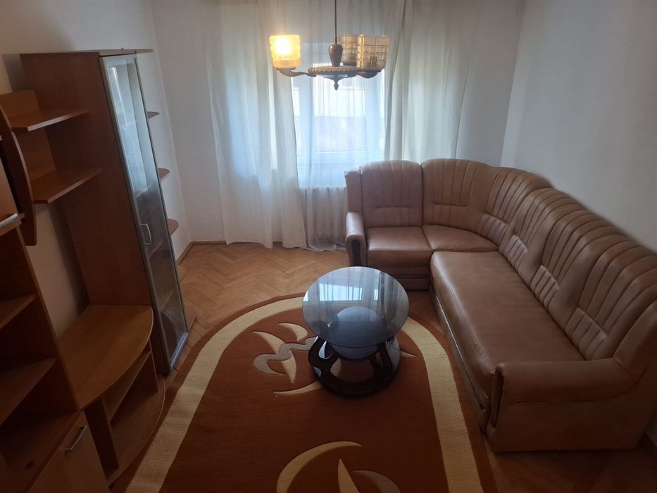 Inchiriez apartemant cu doua camere ,mobilat,zona centrala , strada Vlad Țepeș nr 3 ,bloc B62, etaj 1 , apartament 30, de preferat o famile . - More