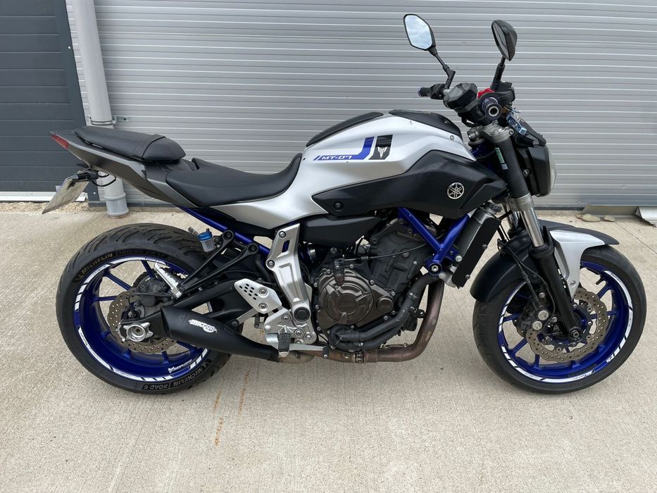 Yamaha mt-07 2016