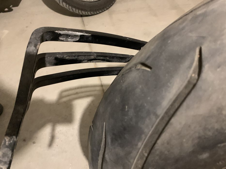 Стойка за номер на мотоциклет Rizoma, свалена от Harley-Davidson