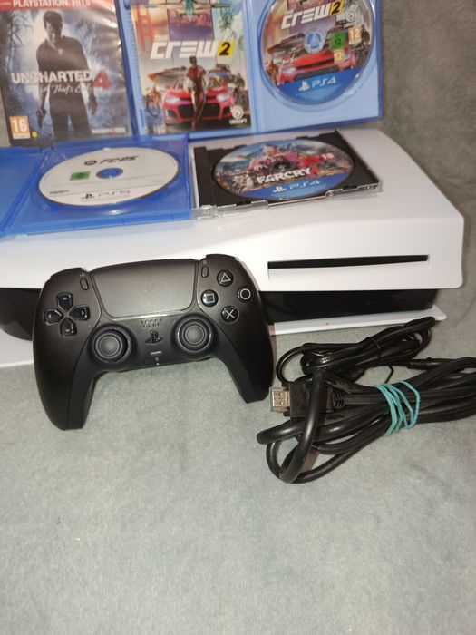 PLAYSTATION 5 cu  Disc + 1 controller DUAL SENSE + jocuri si cabluri PS5 consola