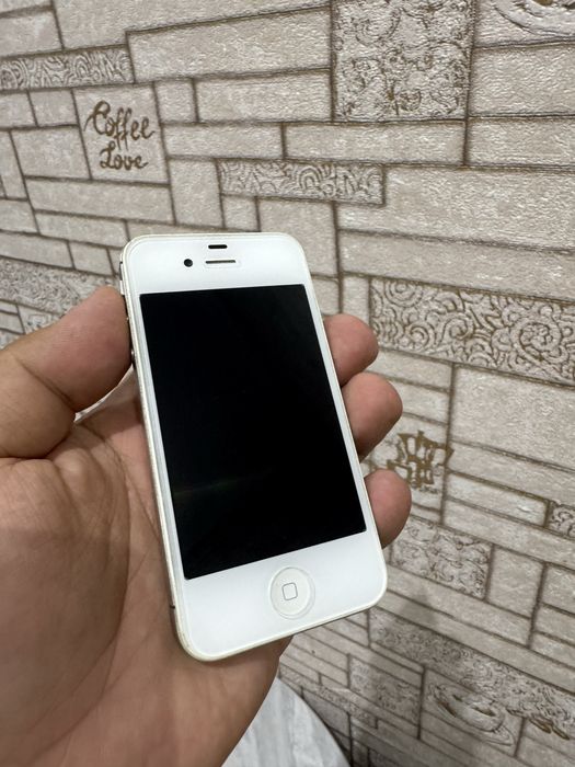iPhone 4S 8Gb White