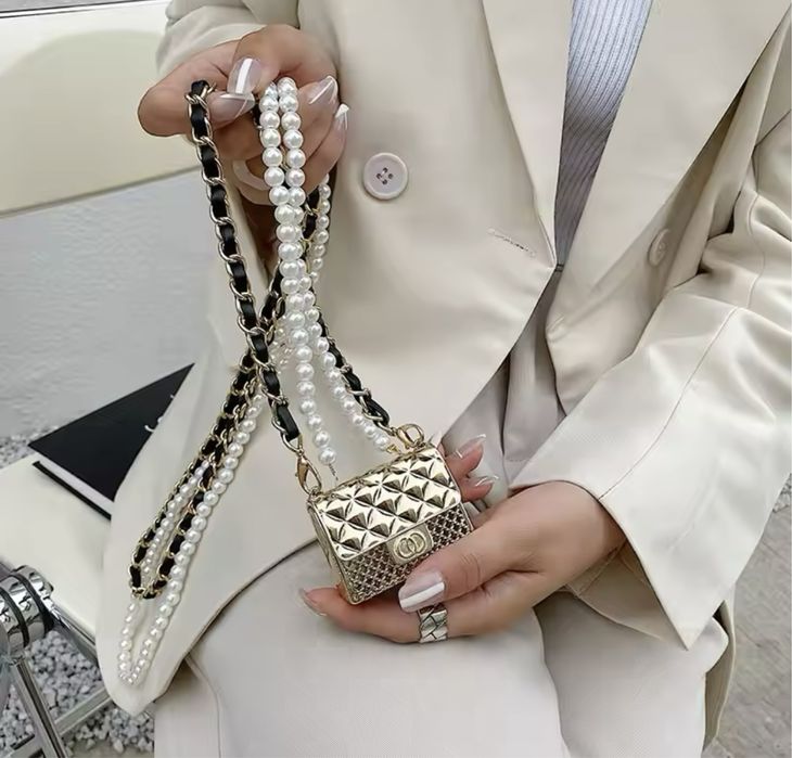 Мини чанта аксесоар