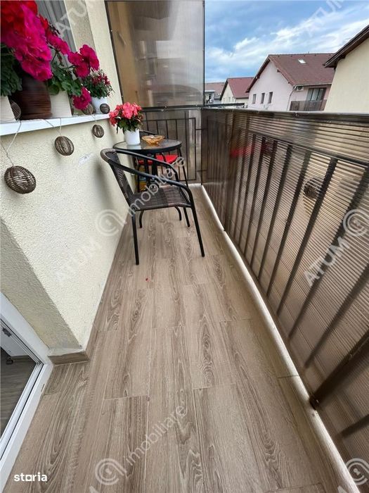Apartament 3 camere decomandate balcon loc parcare zona Turnisor Sibiu