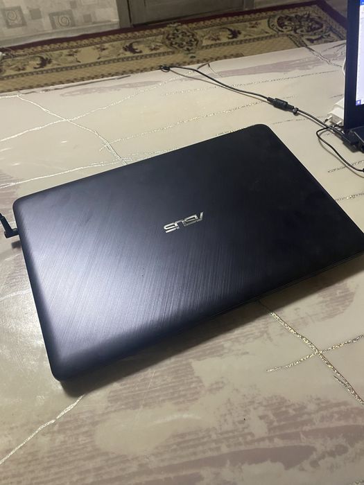 Продам ноутбук asus