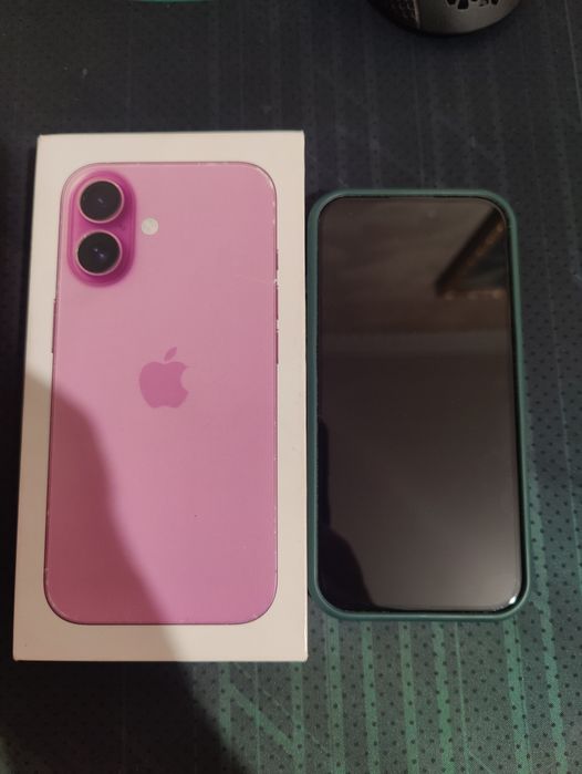 Продаётся Iphone 16, 128Gb, eSIM.