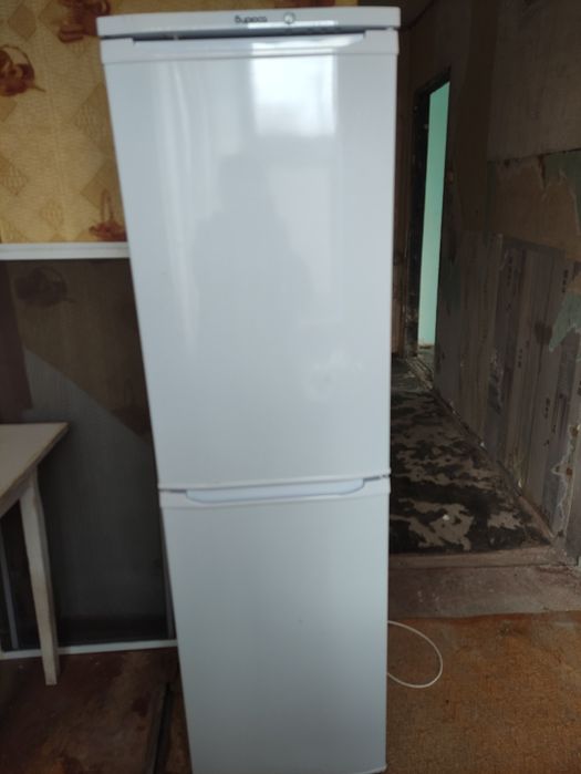 Продается холодильник