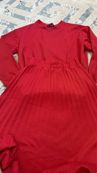 Зеркала стол и чацник