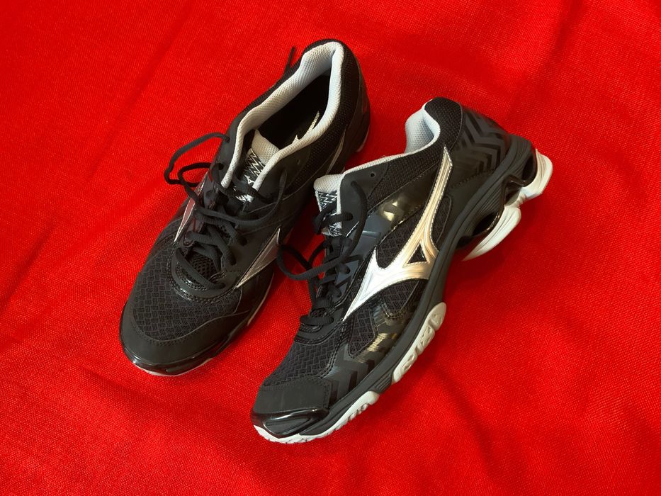 Mizuno-оригинални маратонки 43 размер