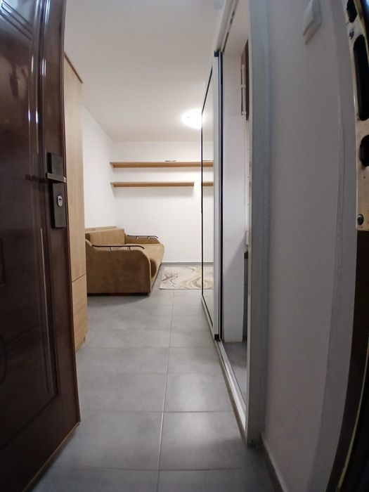 Proprietar vând cameră de cămin transformată în garsonieră Et 2 bloc din 1980