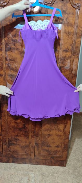 Продам 2 красивых платья