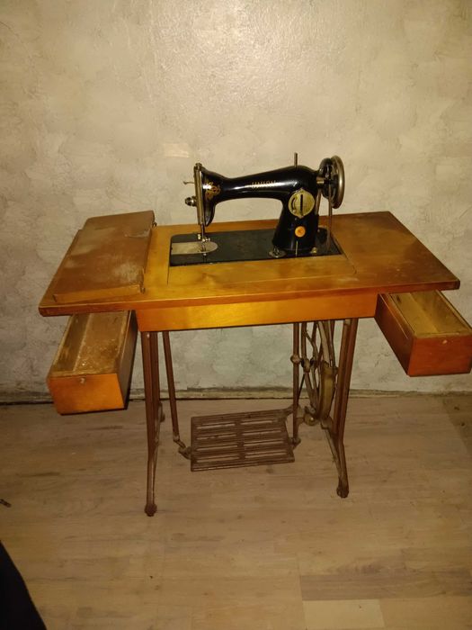 Продавам шевна машина UNION