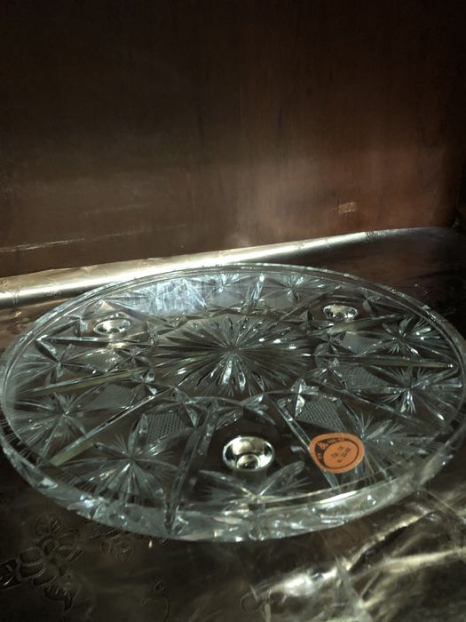 Хрустальная тортница и хрустальные фужеры