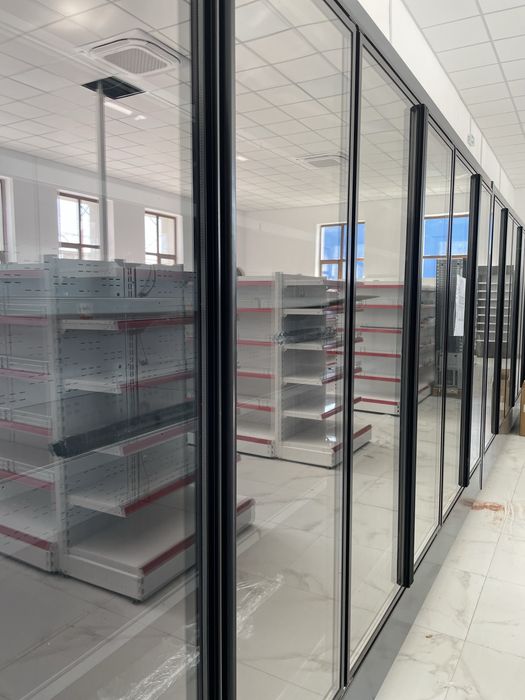 Vitrine frigorifice industriale & rafturi metalice profesionale