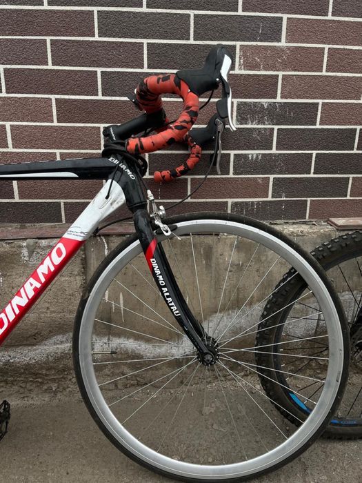 Шоссейный велосипед