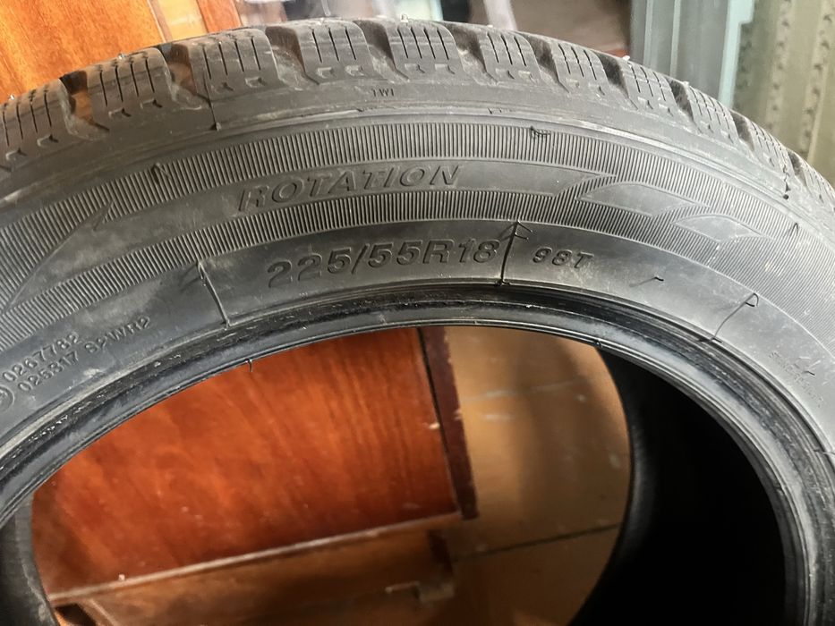 Продам шины 225/55/18