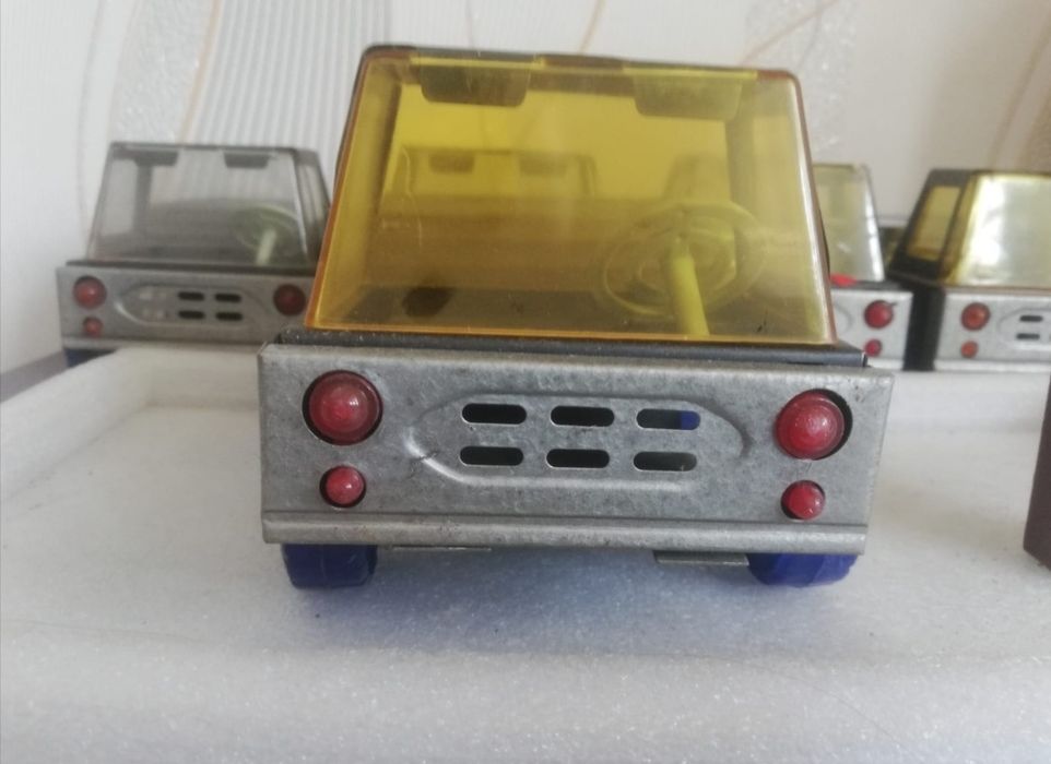 Машинки, новые СССР.