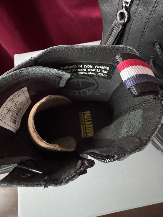 Ghete Palladium - piele - noi cu eticheta