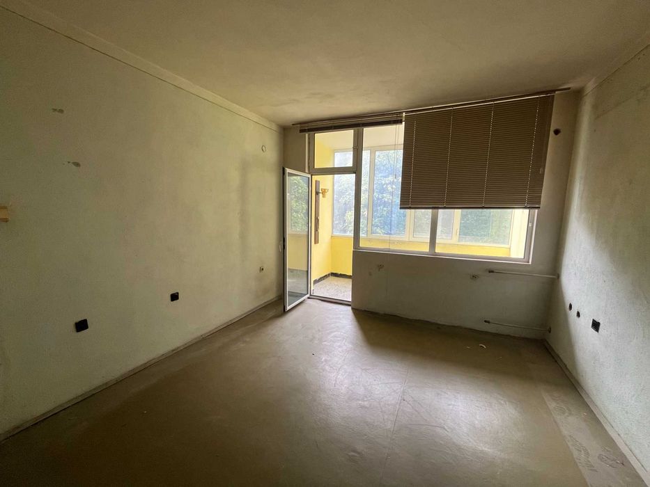 Продава се Четиристаен апартамент в Казанлък - 105 кв.м за 1020 €/кв.м - Снимка #4