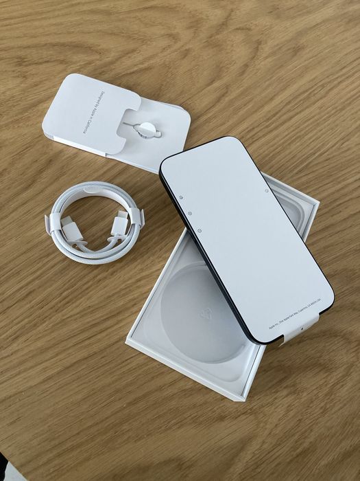 iPhone 15 128 GB