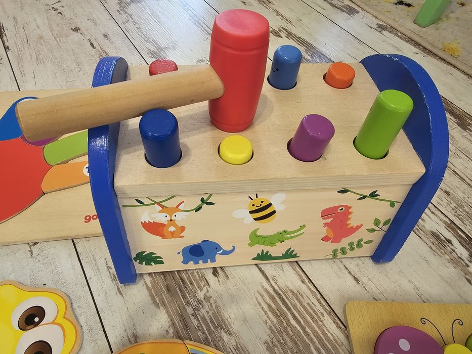 Дървени играчки и пъзели
