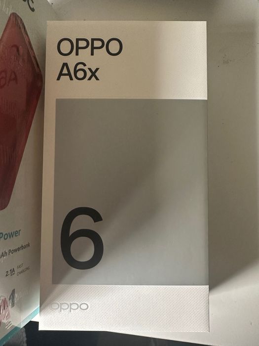 Телефон OPPO A6x с powerbank