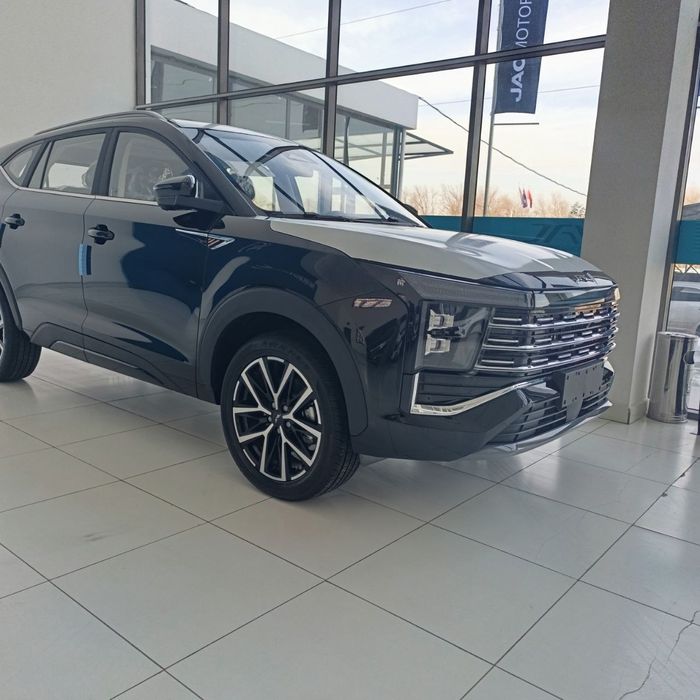 JAC. JS8
ТЕХНИК  ХУСУСИЯТЛАРИ

Ўриндиклар сони.         6
Умумий ўлчам