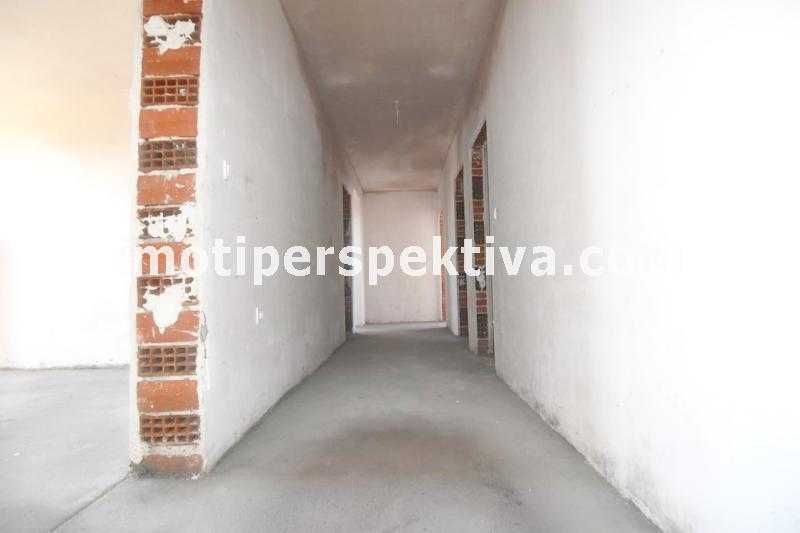 Продава се Многостаен апартамент в Пловдив, Остромила - 180 кв.м за 973 €/кв.м - Снимка #10