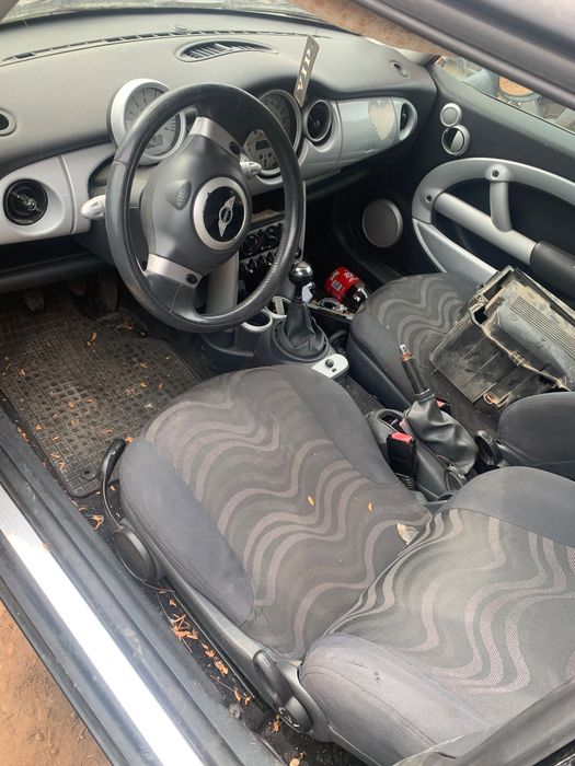 Mini Cooper 1.6 90кс 2001г