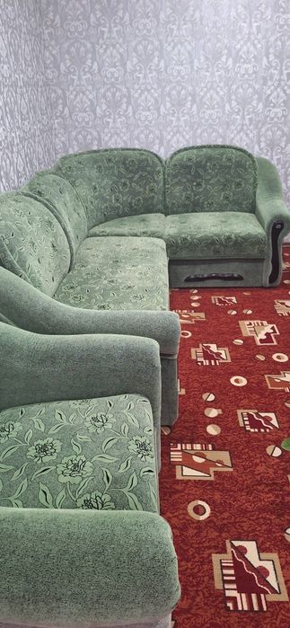 Диван угловой с креслом