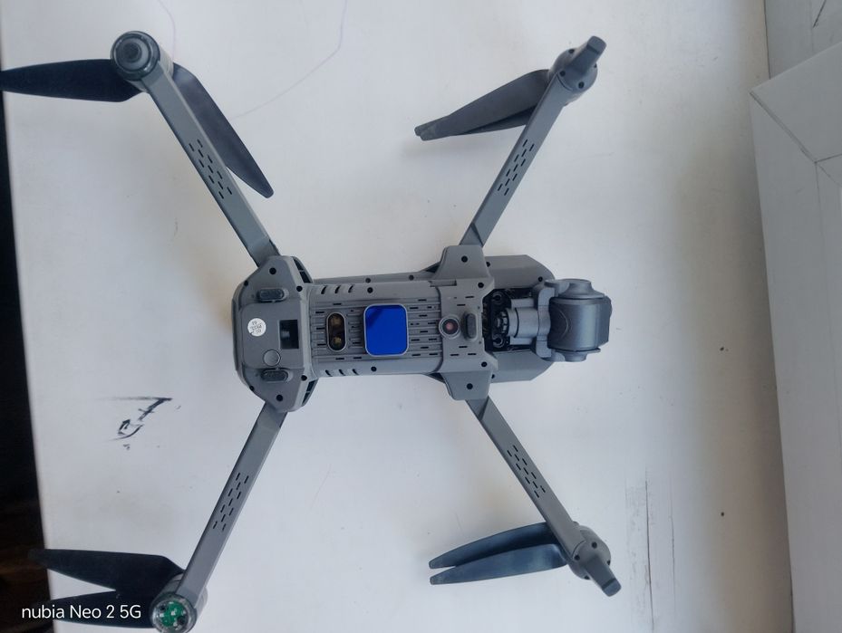 Квадрокоптер P7 max