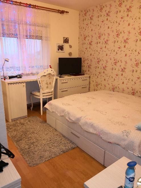 Apartament de închiriat
